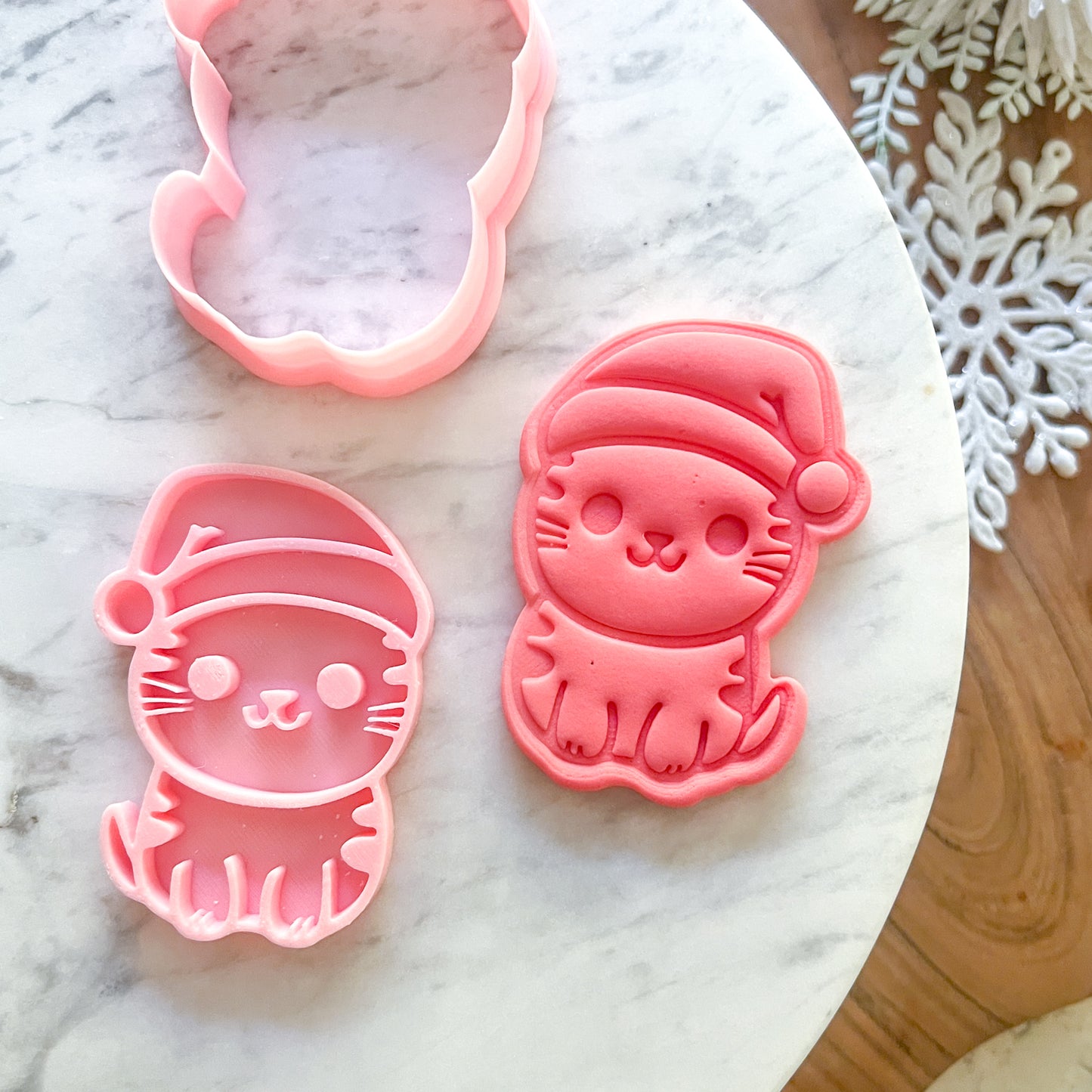 "Christmas Kitty" Cookie Cutter & Stamp