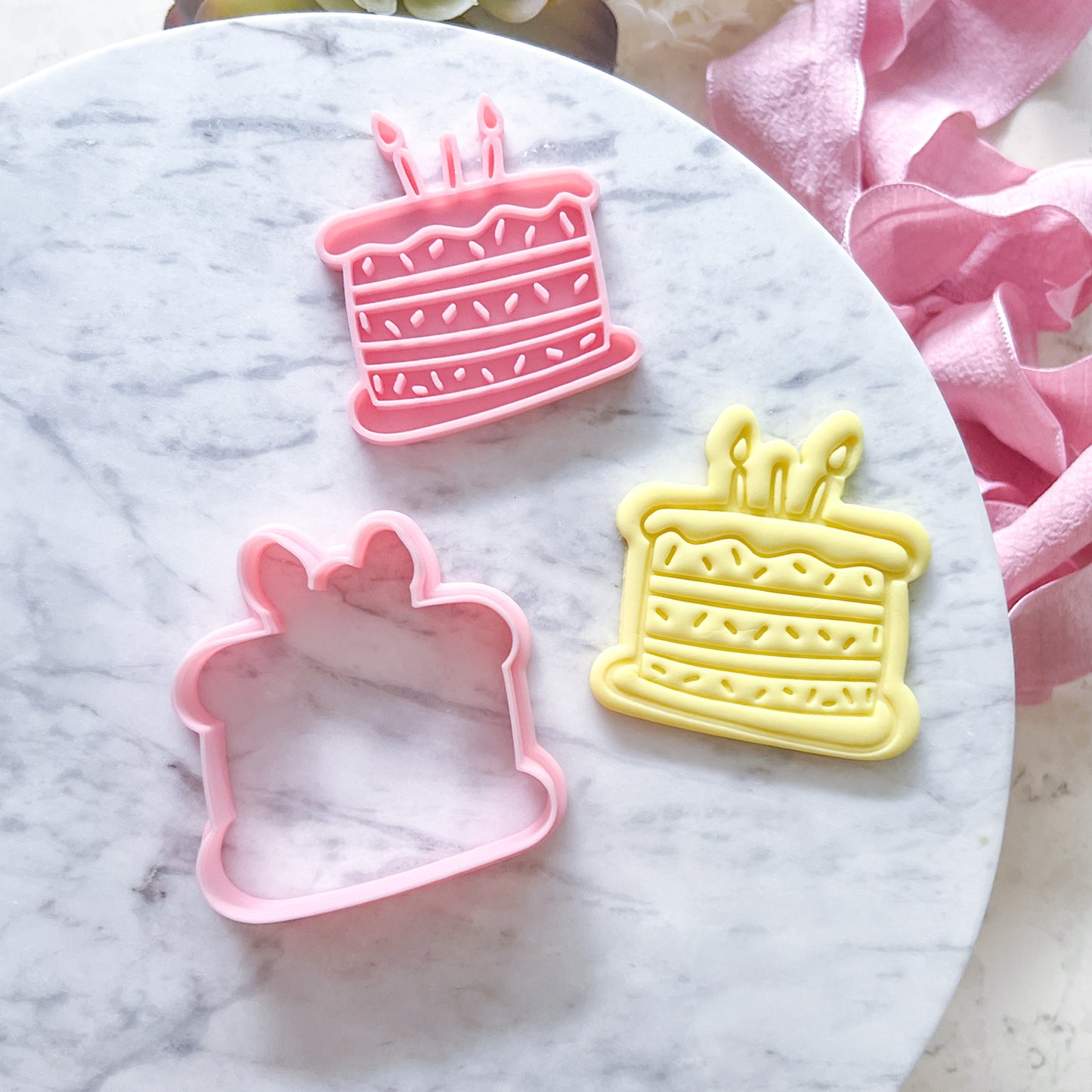 "Cartoon Birthday Cake" - Cookie Cutter & Stamp