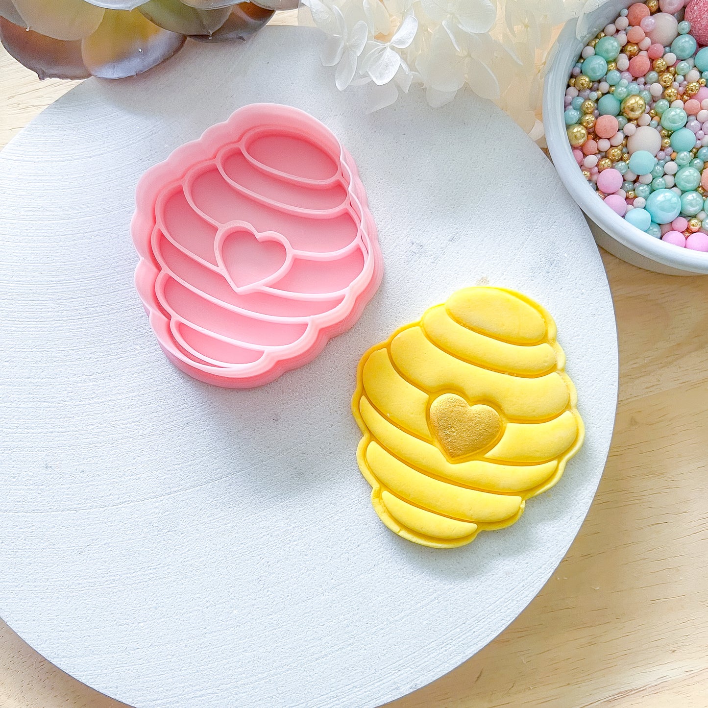 "Bee Hive" - Cookie Cutter & Stamp