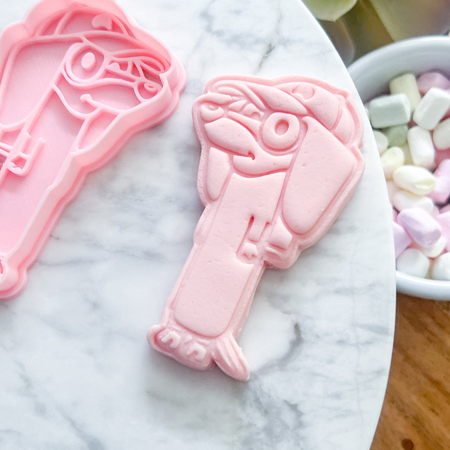 "Snickers" - Cookie Cutter & Stamp