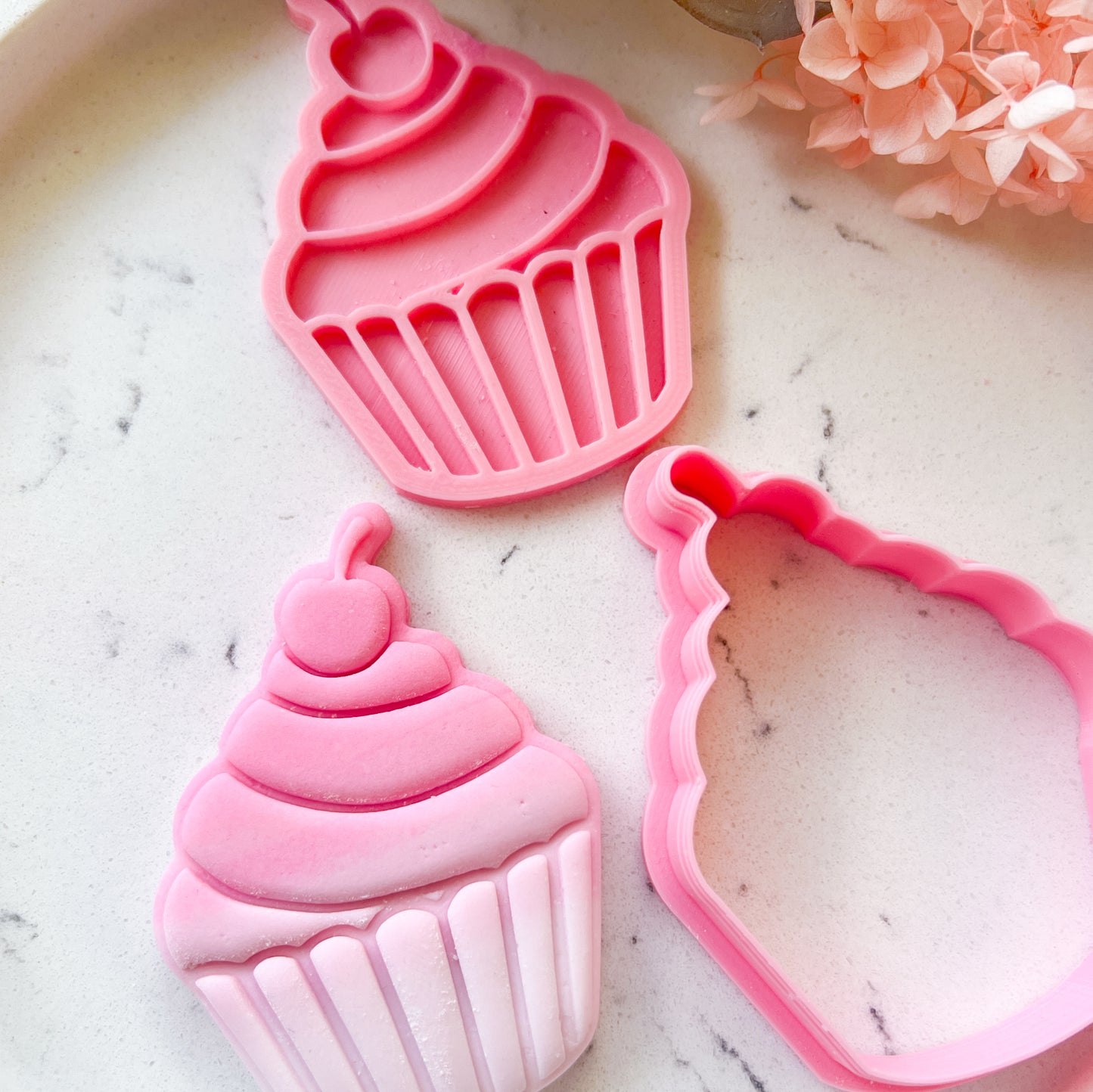 "Cupcake" - Cookie Cutter & Stamp LAST ONE