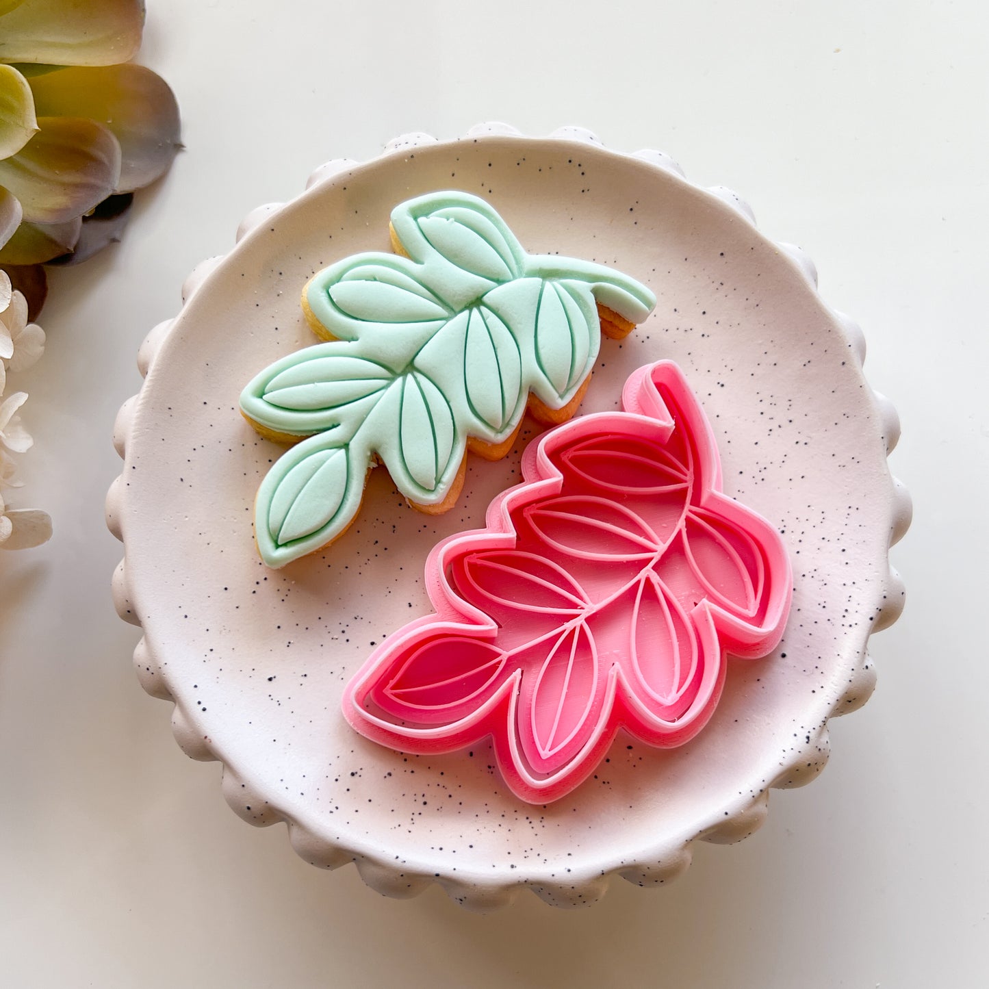 "Leaf #2" - Cookie Cutter & Stamp (4pc)