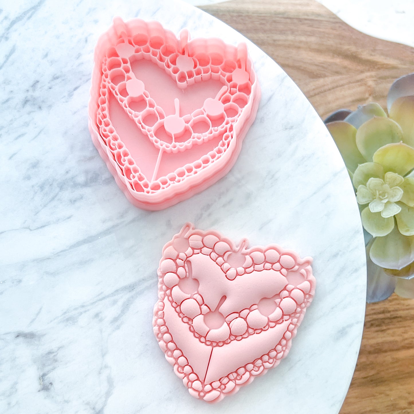 "Vintage Cake" - Cookie Cutter & Stamp