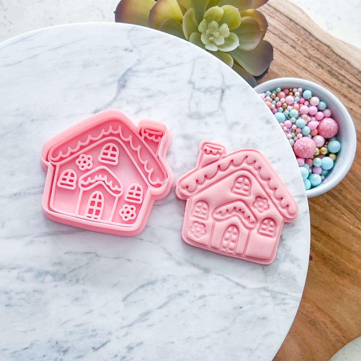 "Gingerbread House" Cookie Cutter & Stamp