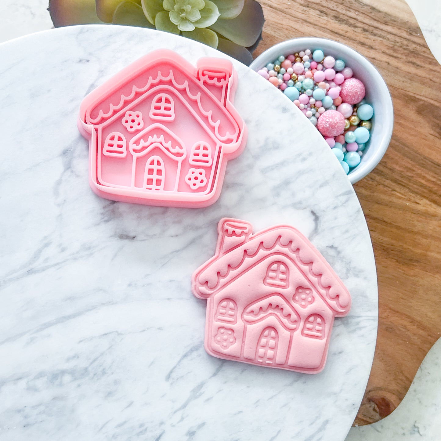 "Gingerbread House" Cookie Cutter & Stamp