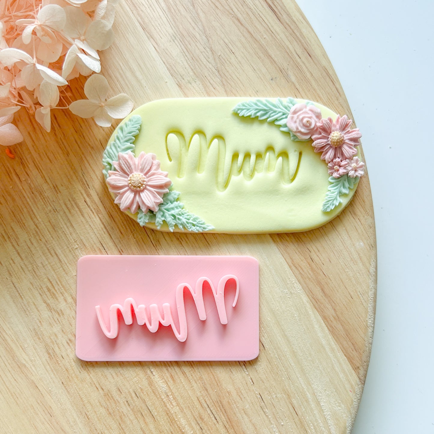 "Mum" Font #1 - Deboss Stamp LAST ONE!