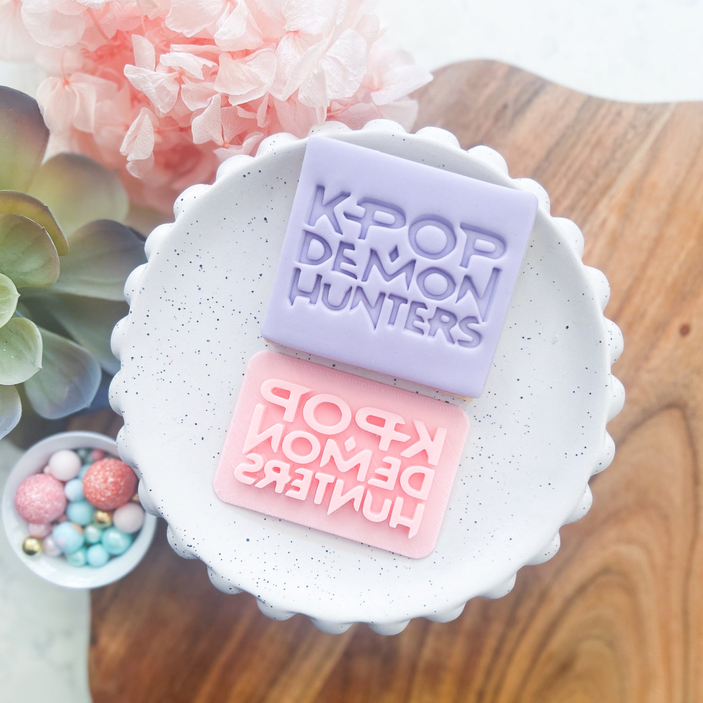 "K-Pop Demon Hunters" Cookie Cutter & Stamp