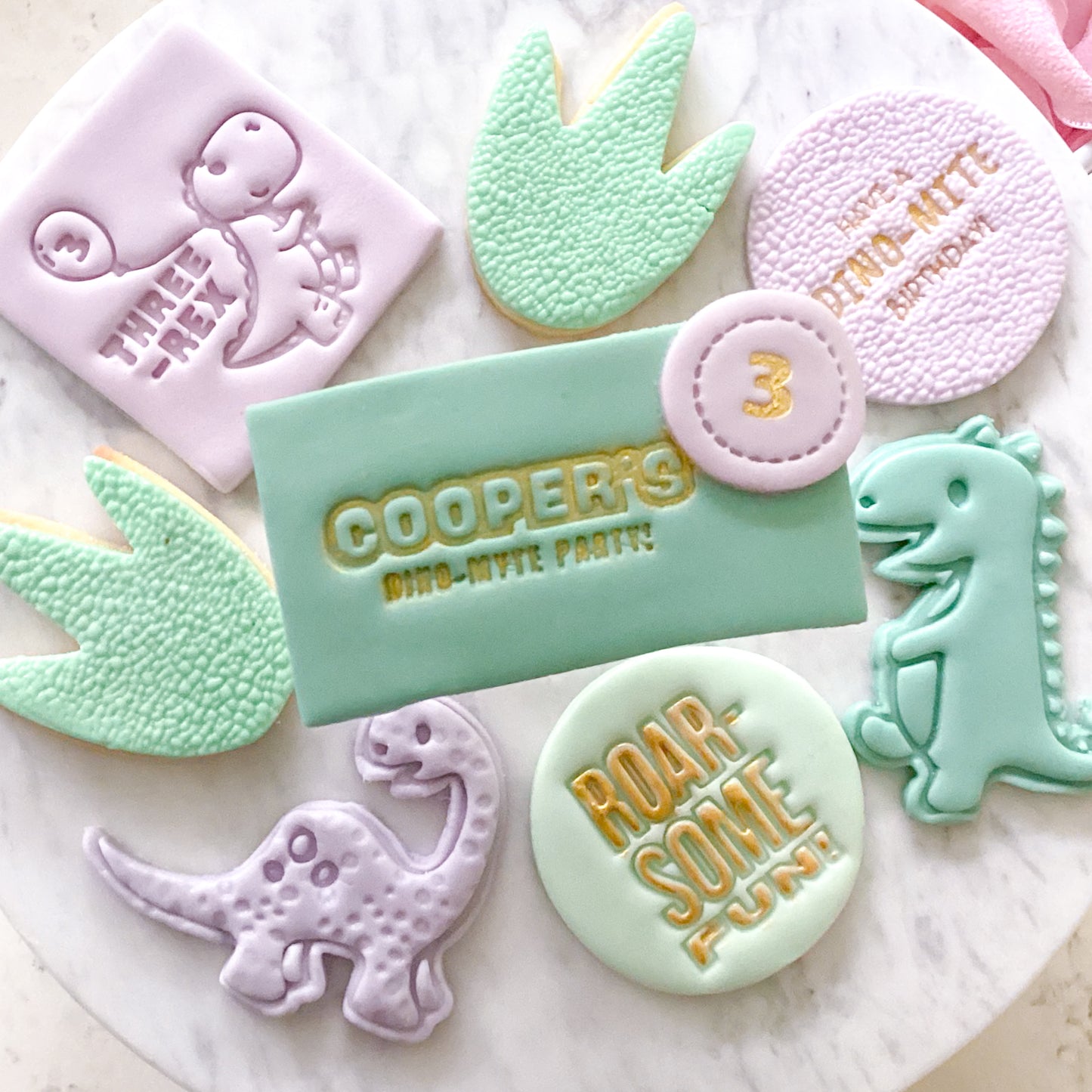 "Roar-some Birthday" - Fondant Stamp