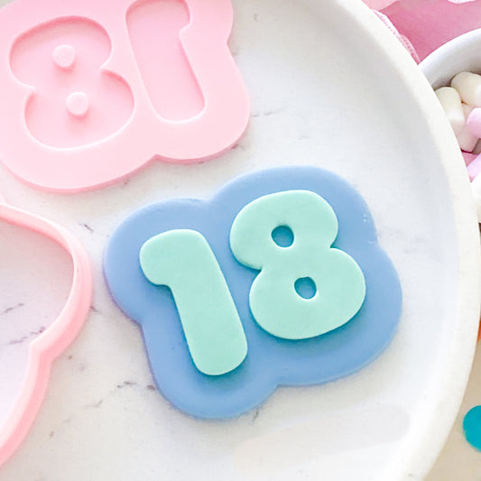 "18" Bubble Font - Cookie Stamp & Cutter Set