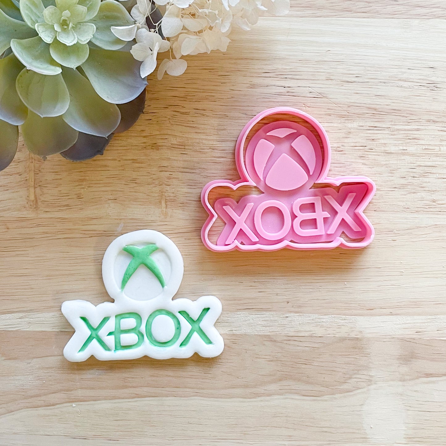 "Xbox Logo" - Cookie Cutter & Stamp