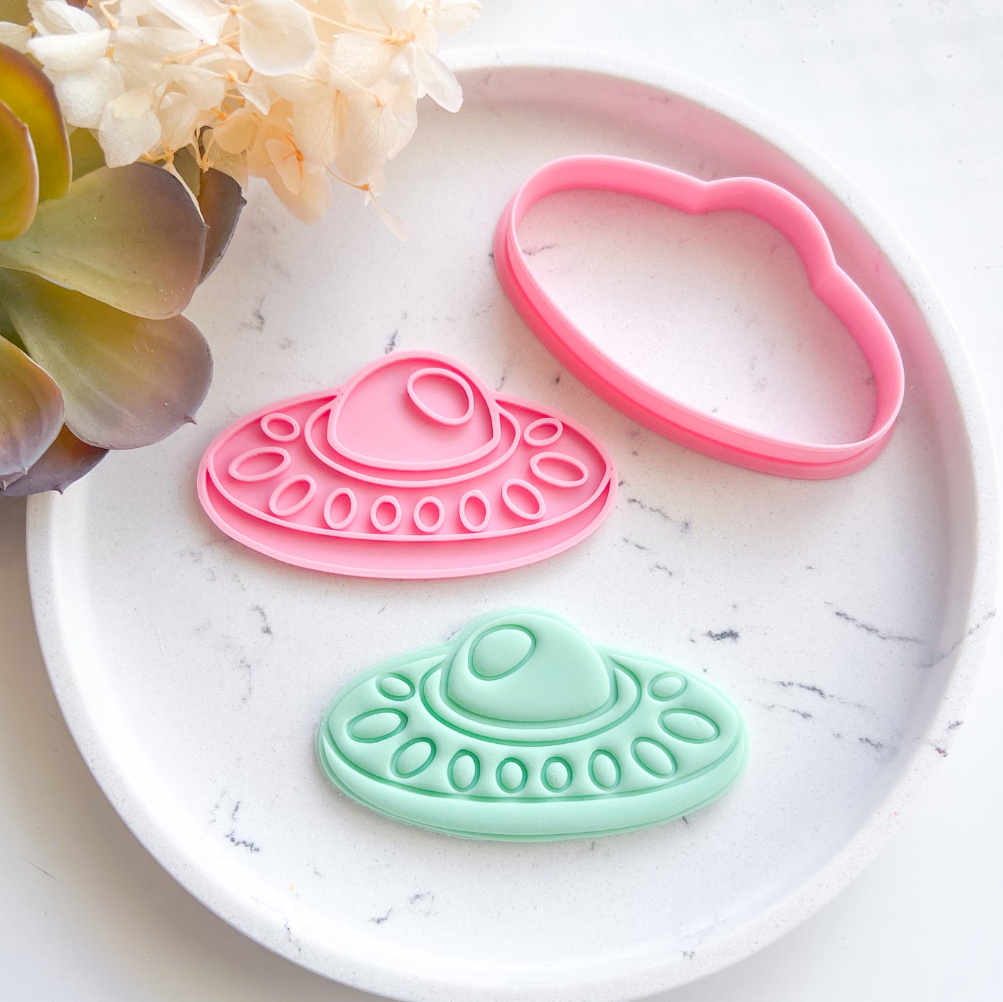 "UFO" - Cookie Cutter & Stamp LAST ONE!