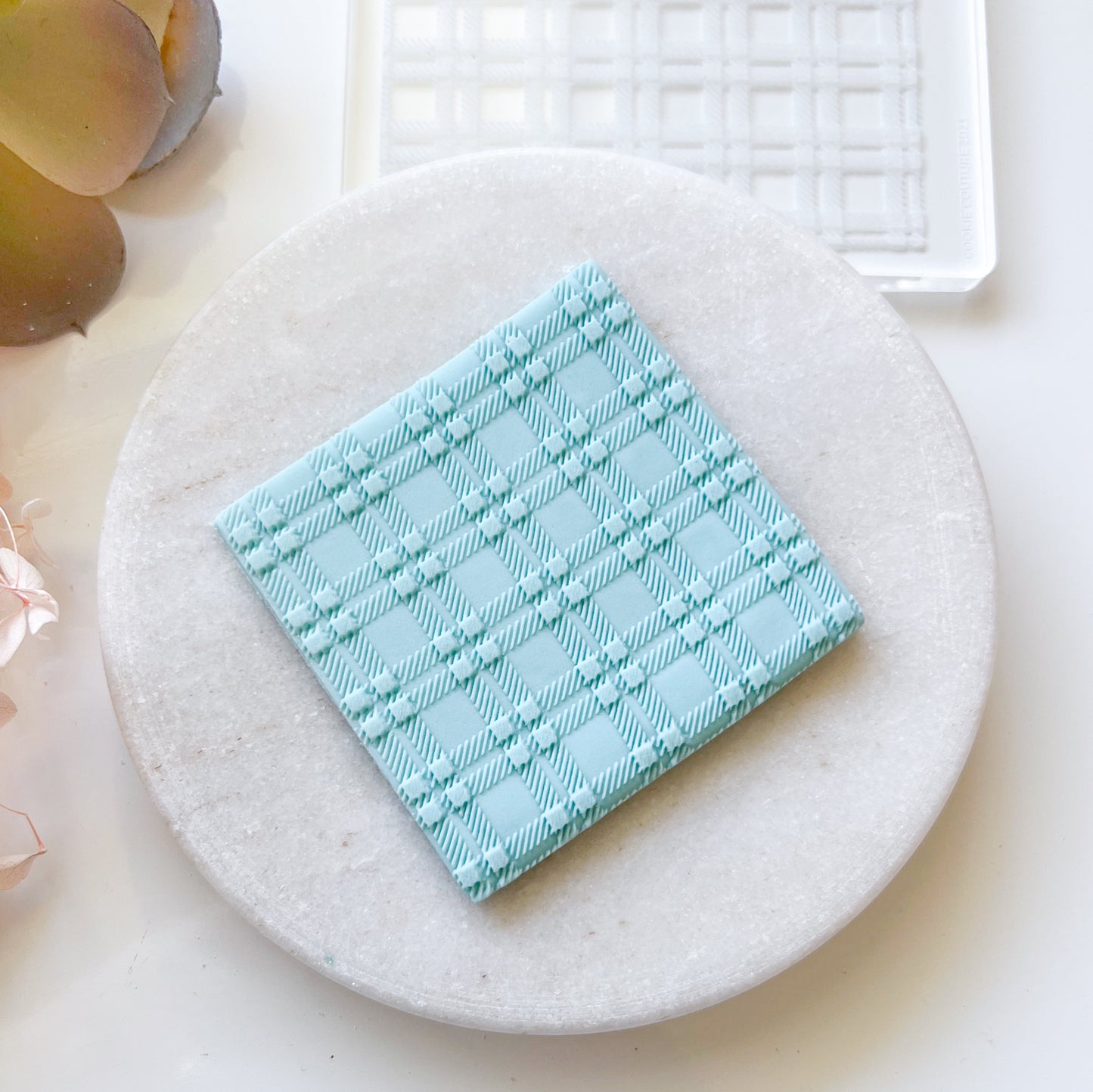 Gingham Texture Plate