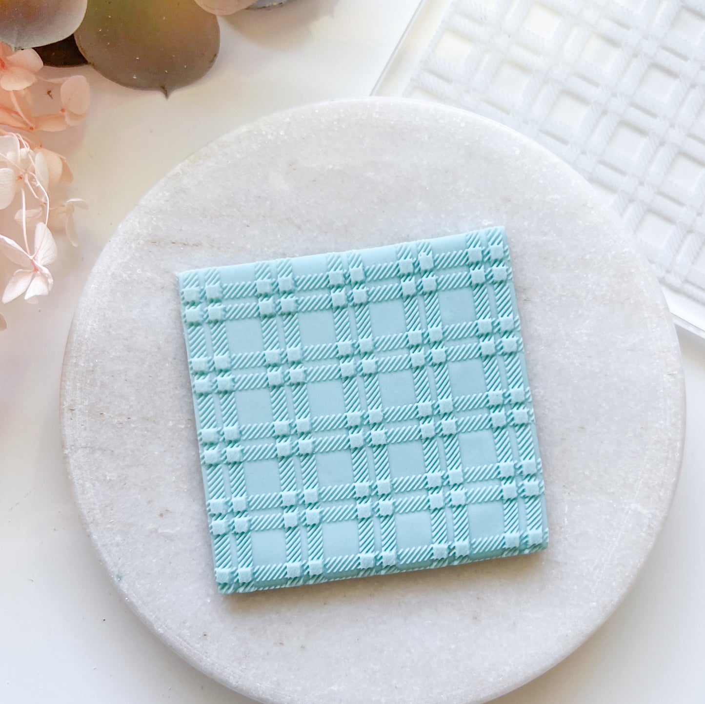 Gingham Texture Plate