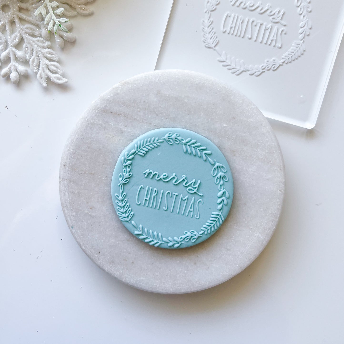 "Merry Christmas in wreath"  Embossing Stamp