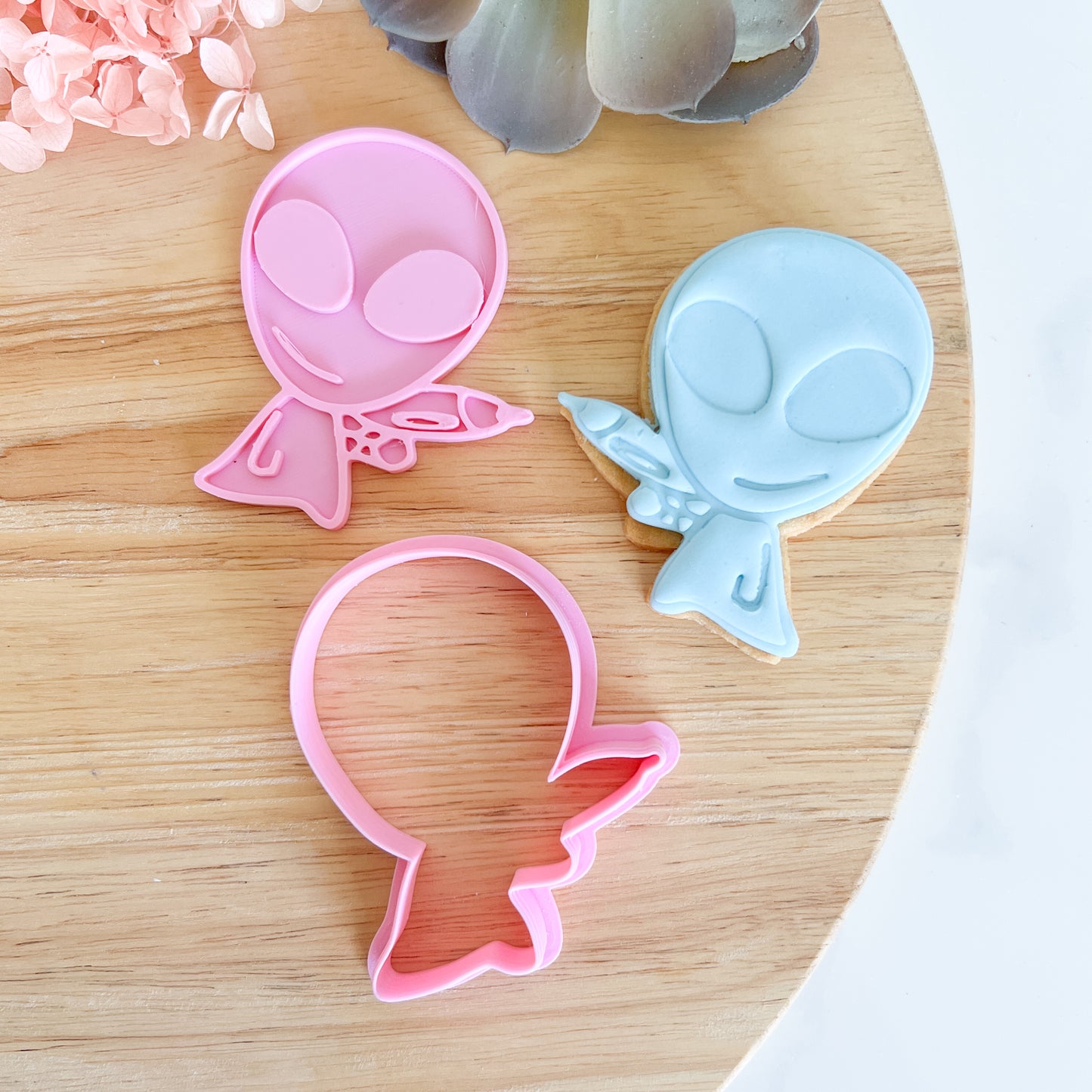 "Alien" - Cookie Cutter & Stamp