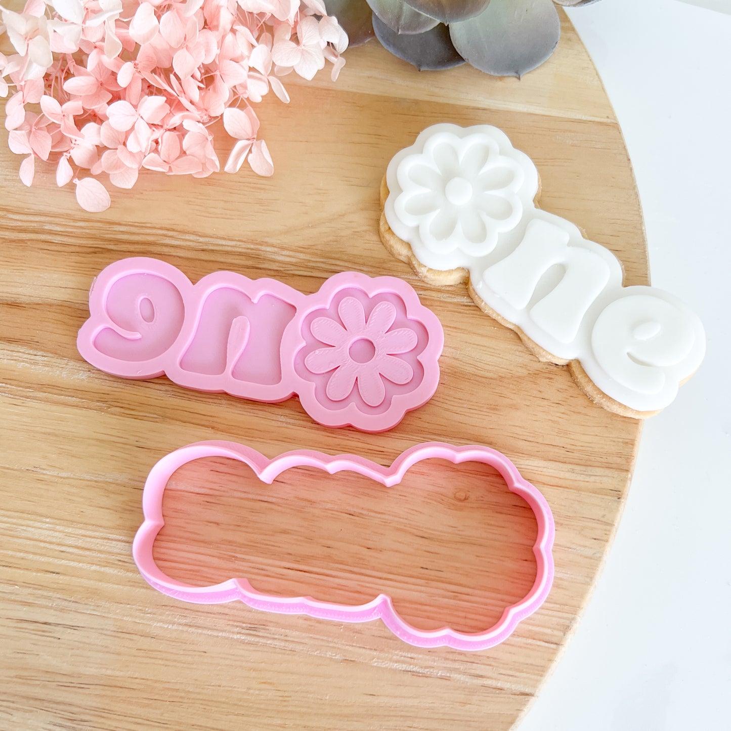 "Daisy One" - Cookie Cutter & Stamp