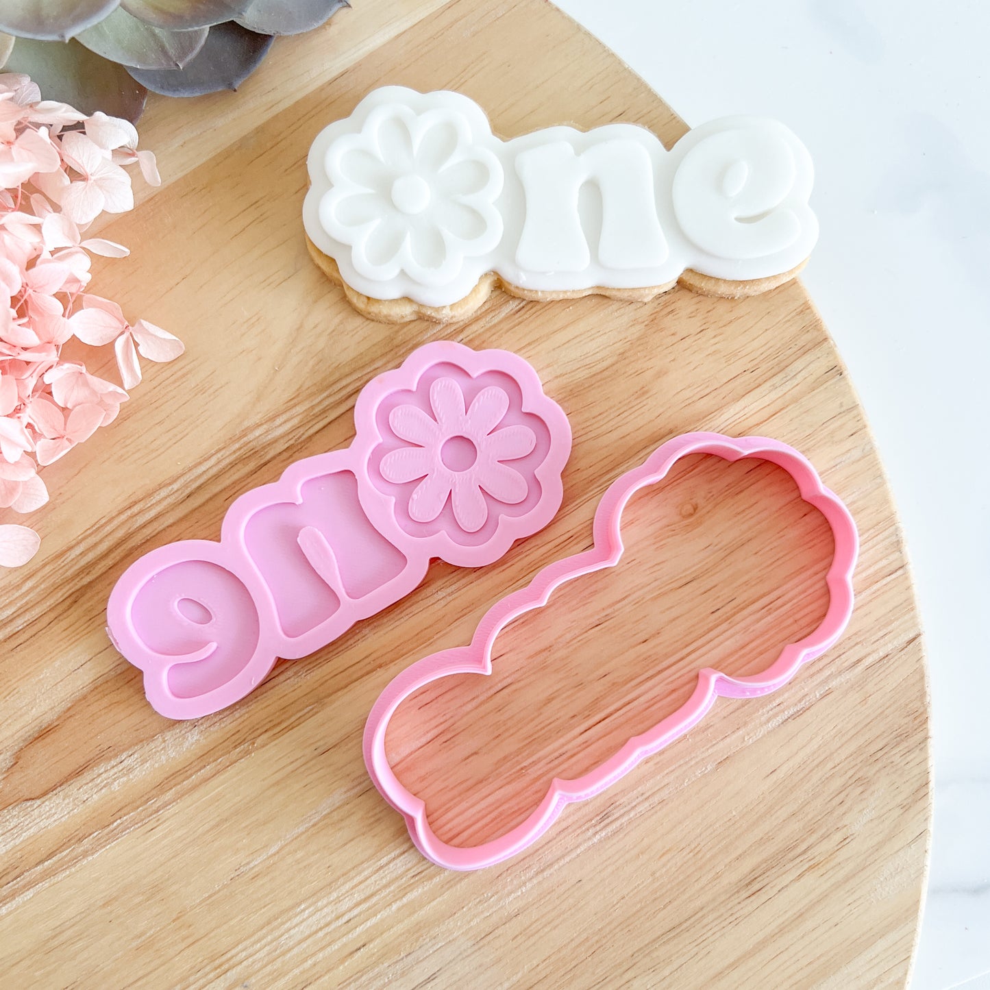 "Daisy One" - Cookie Cutter & Stamp