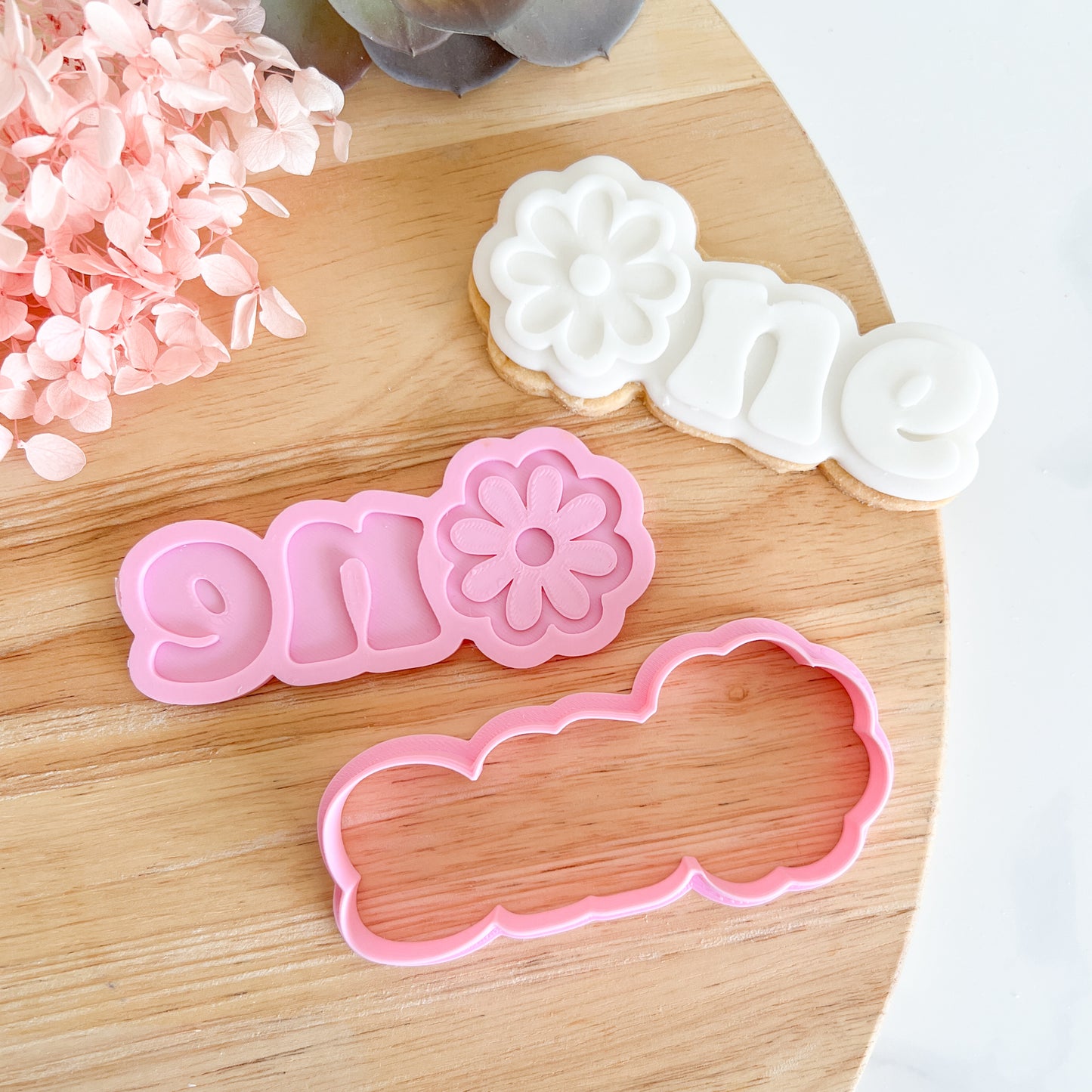 "Daisy One" - Cookie Cutter & Stamp