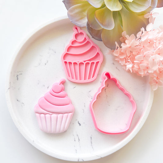 "Cupcake" - Cookie Cutter & Stamp