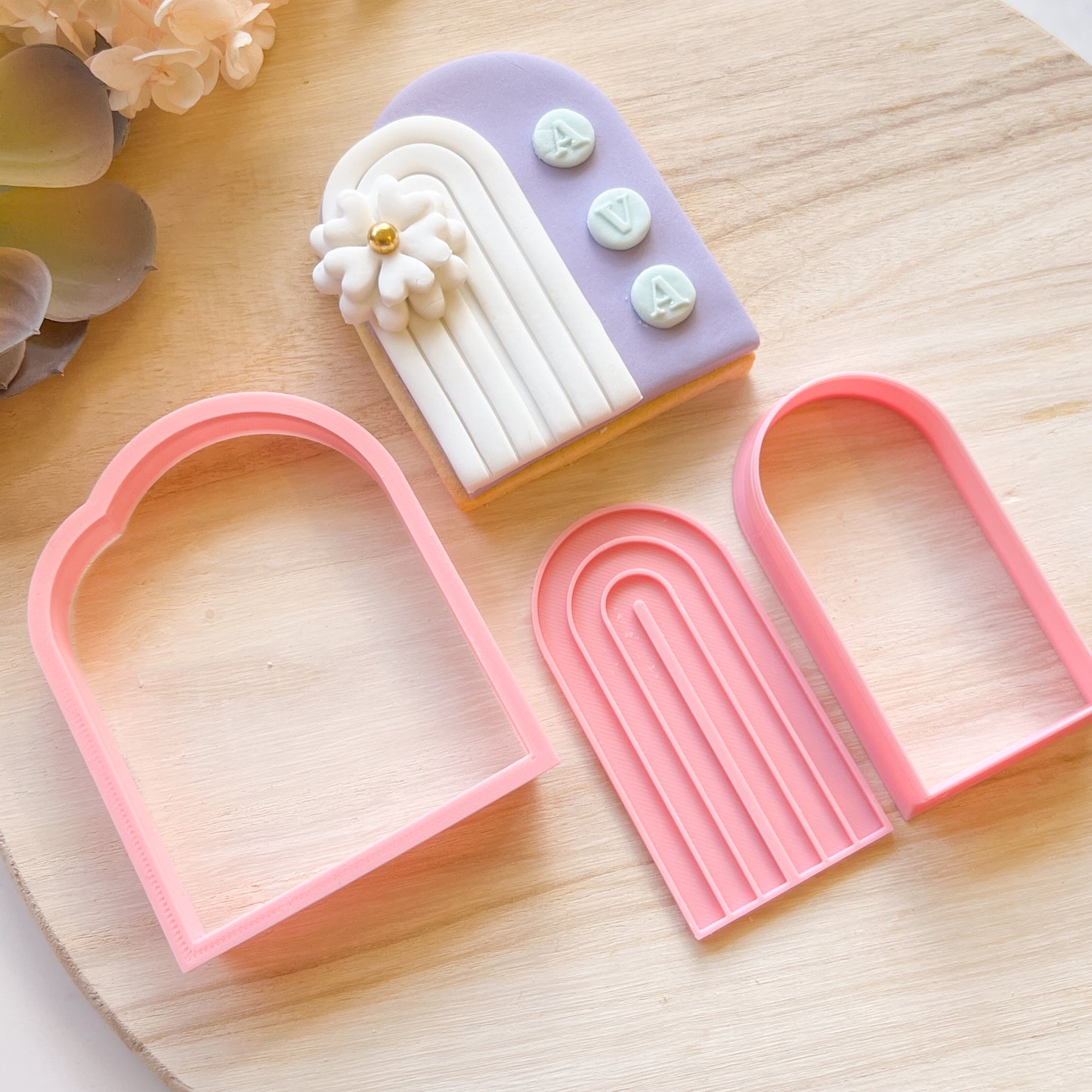 Double Arch Cookie Cutter