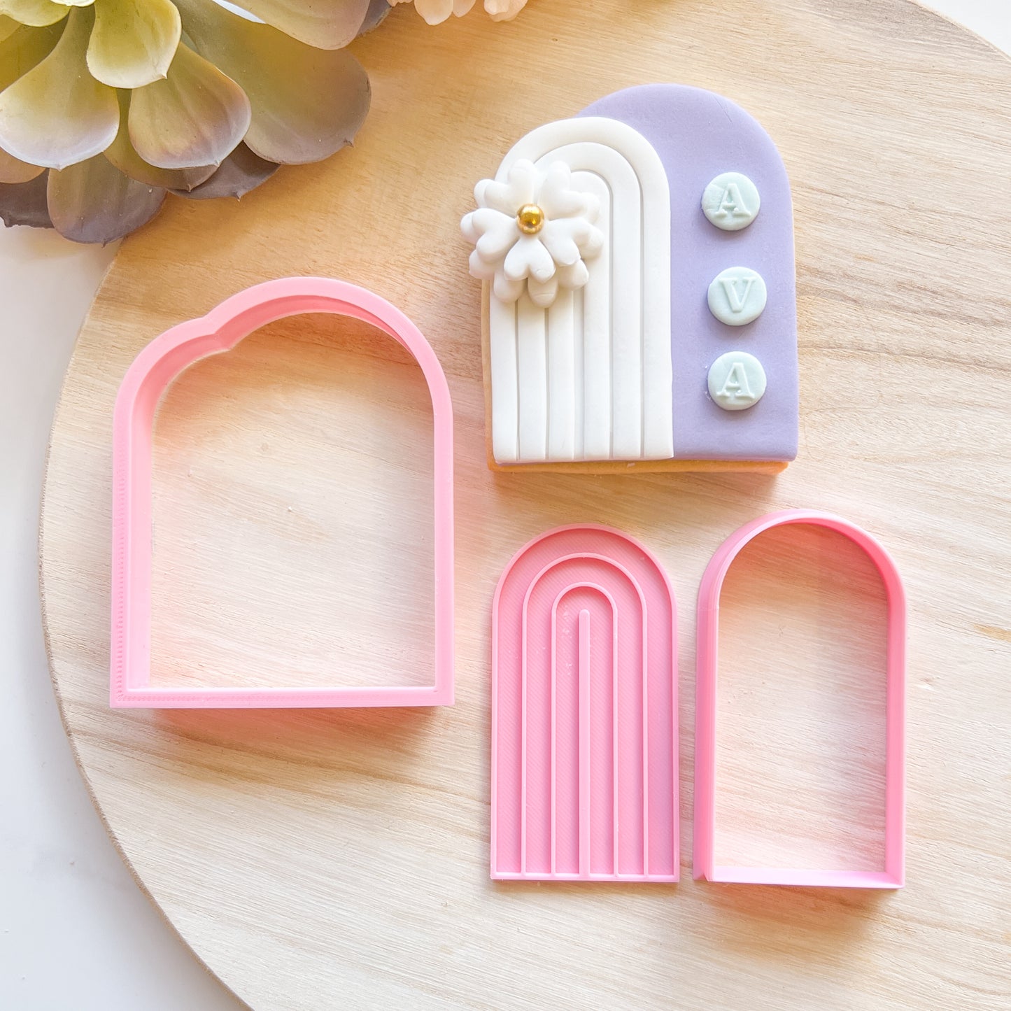 Double Arch Cookie Cutter