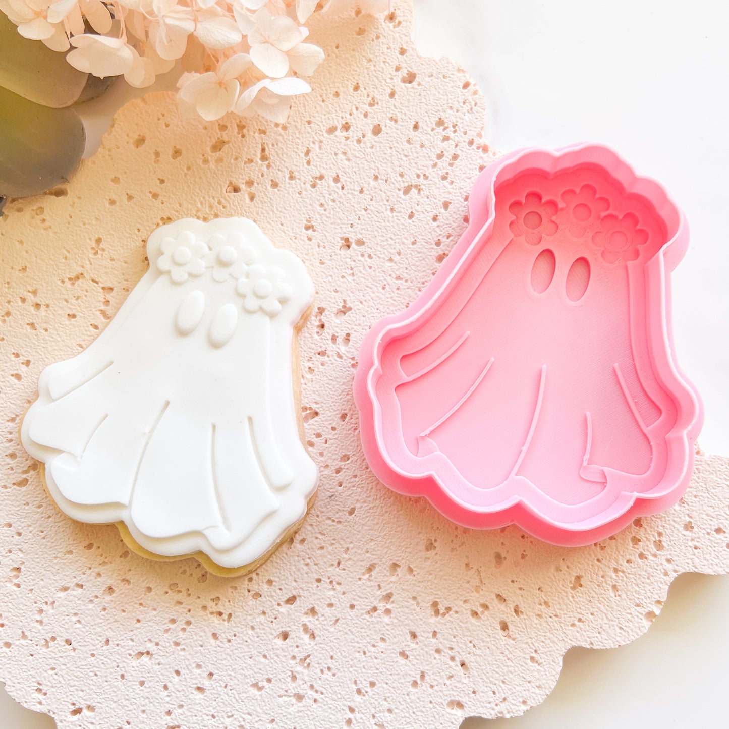 "Daisy Ghost" - Cookie Cutter & Stamp