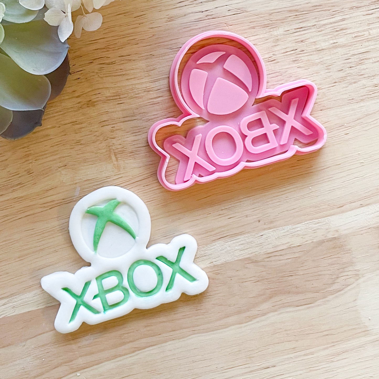 "Xbox Logo" - Cookie Cutter & Stamp