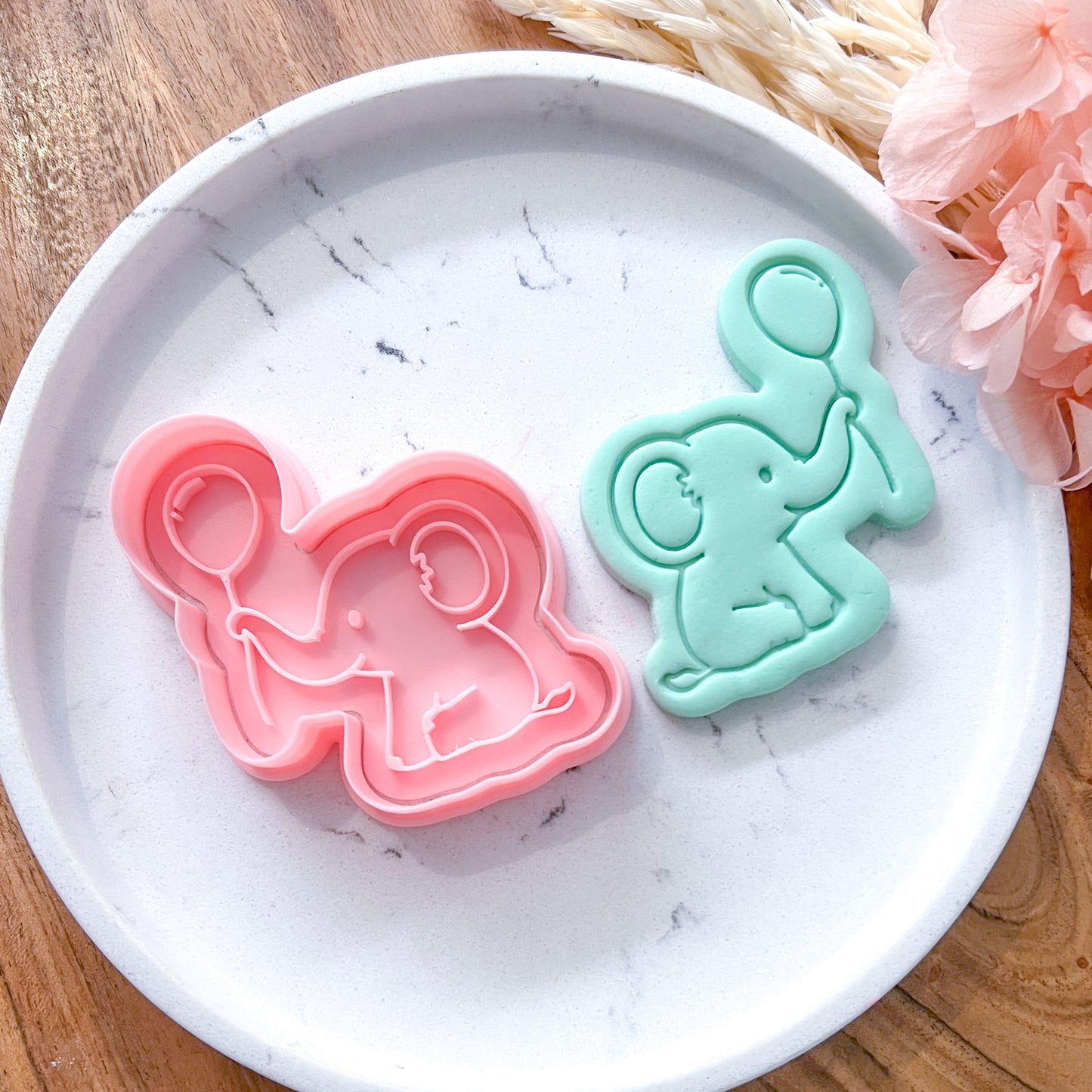 "Elephant with Baloon" - Cookie Cutter & Stamp