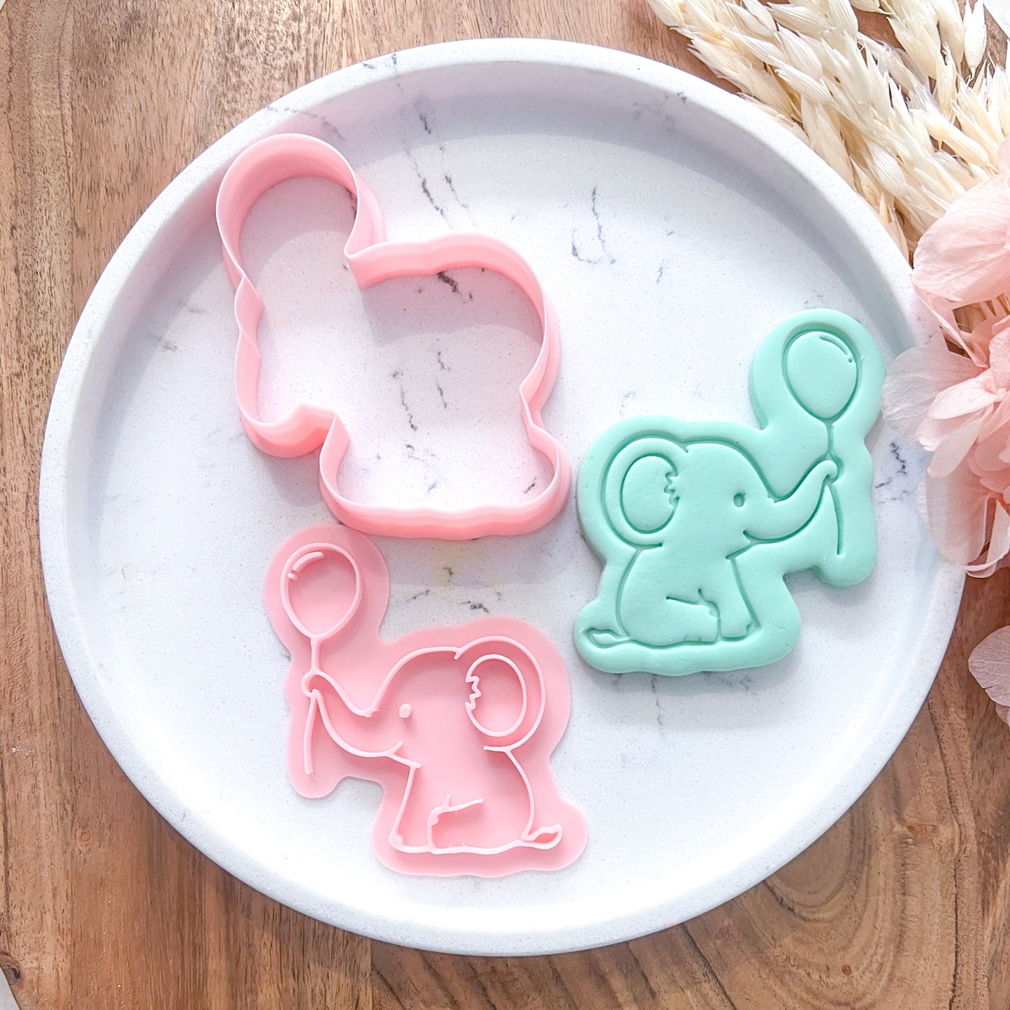 "Elephant with Baloon" - Cookie Cutter & Stamp