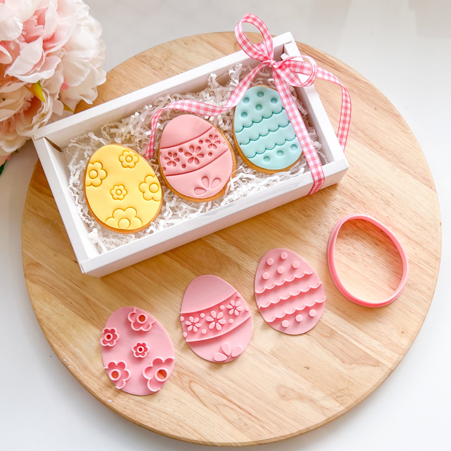 "Easter Egg Set" - Cutter & Stamp (4pc)