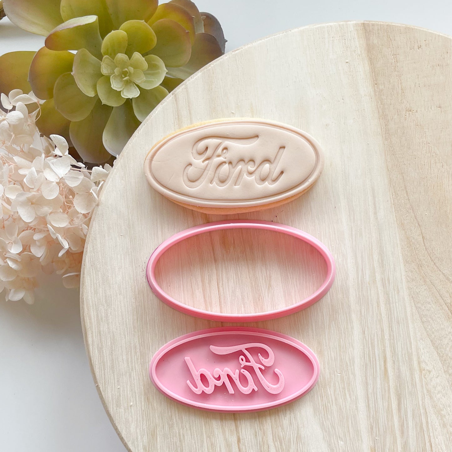 "Ford Logo" - Cookie Cutter & Stamp