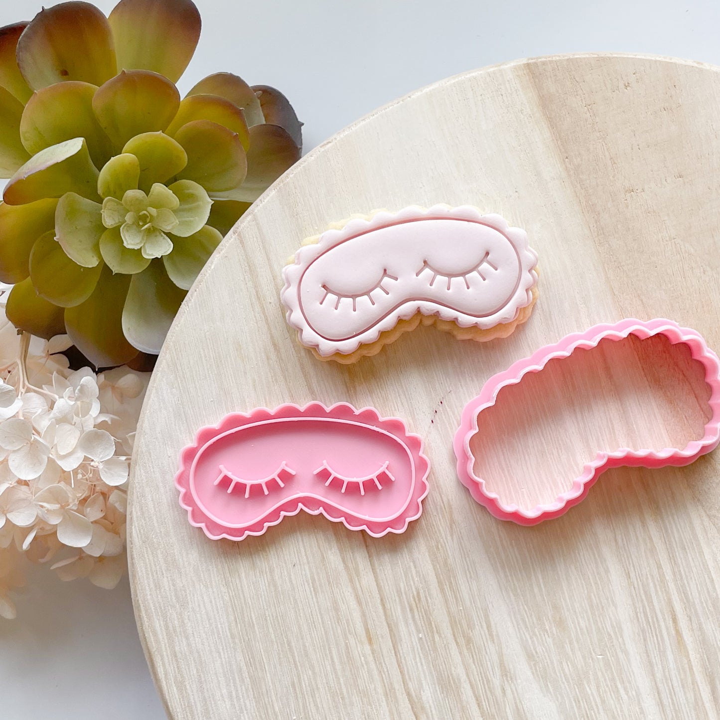 "Spa Mask" - Cookie Cutter & Stamp