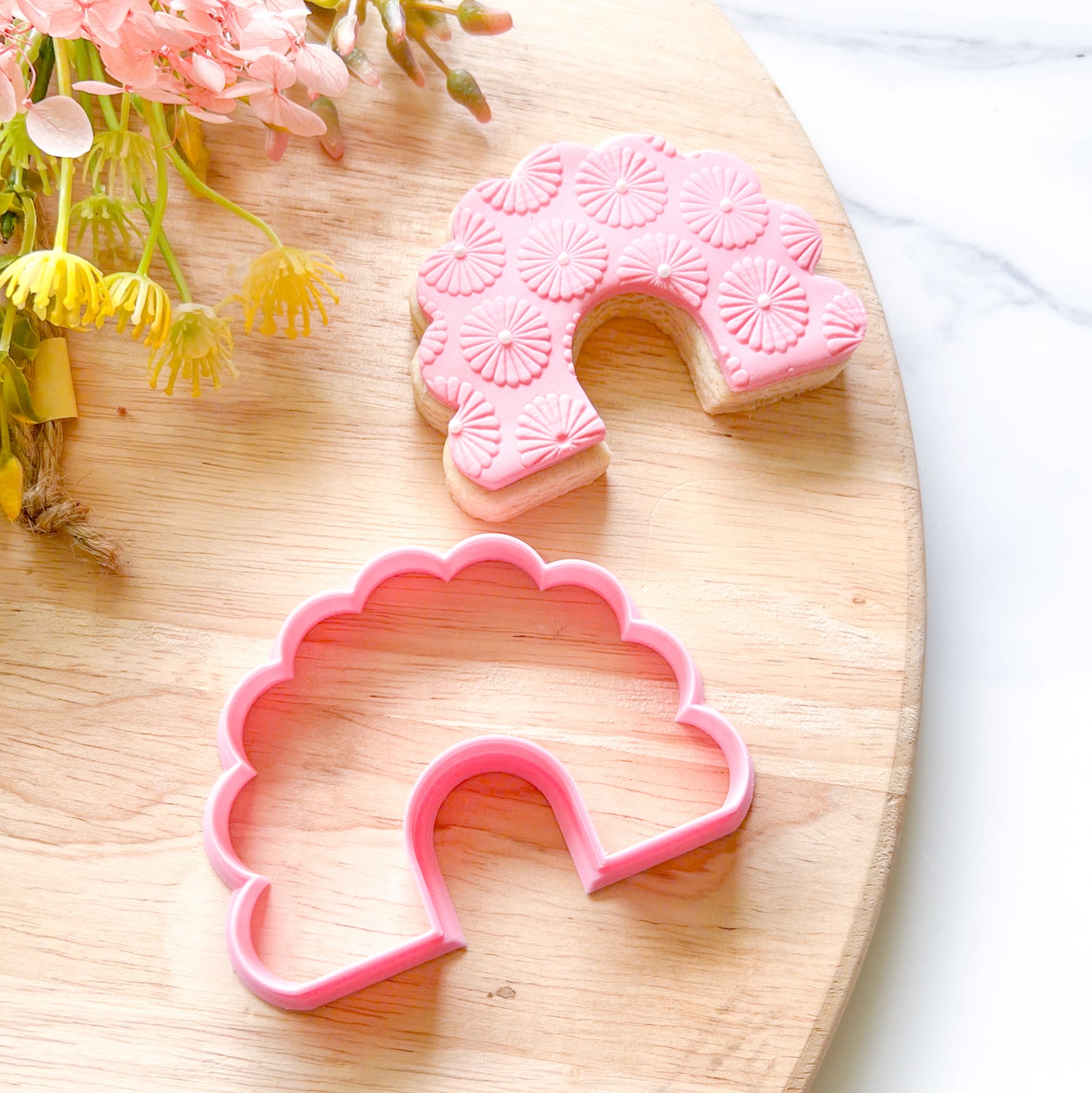 Scalloped Rainbow Cookie Cutter