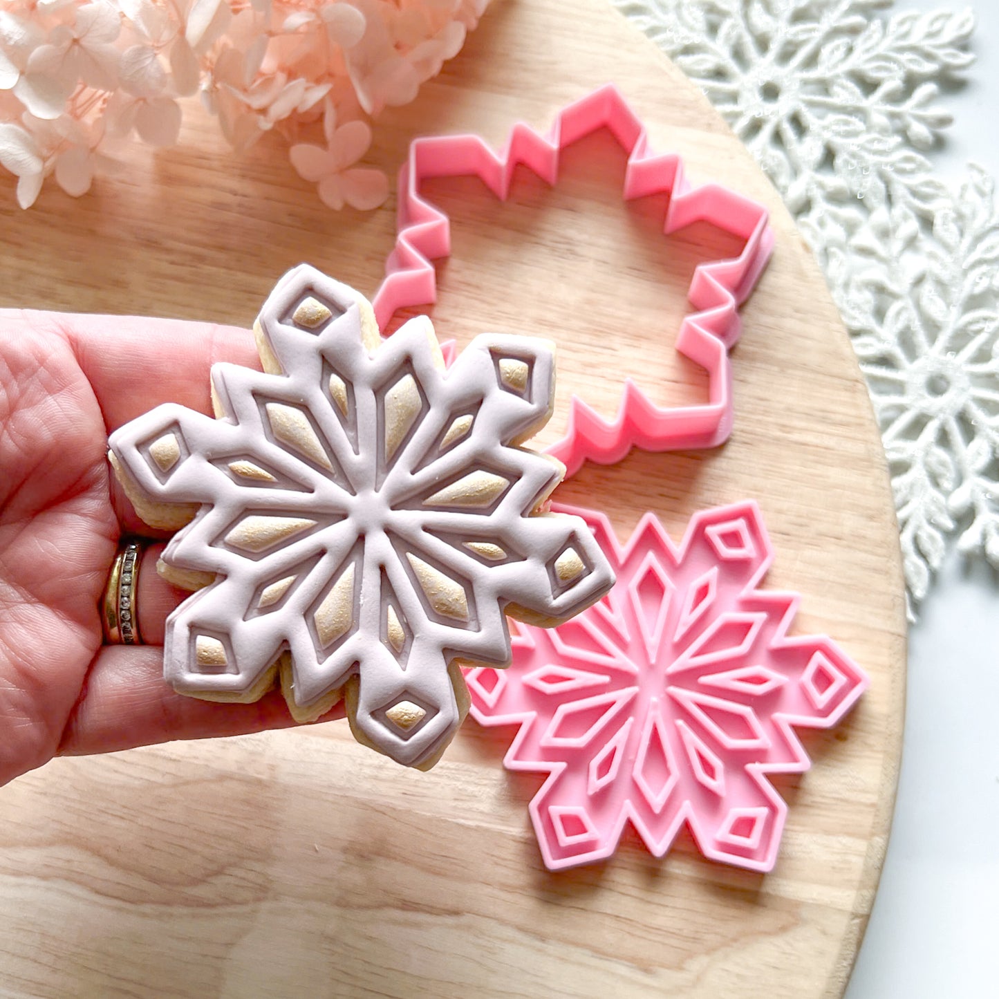 Snowflake - Cookie Cutter & Stamp (Choose Size)