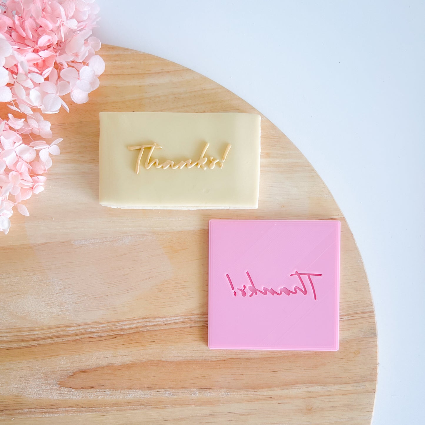 "Thanks" - Embossing Stamp