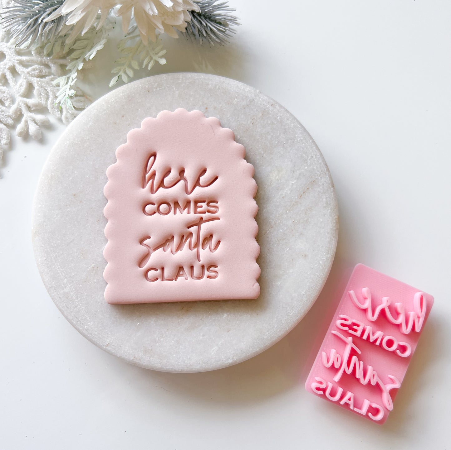 Here Comes Santa Claus - Deboss Stamp