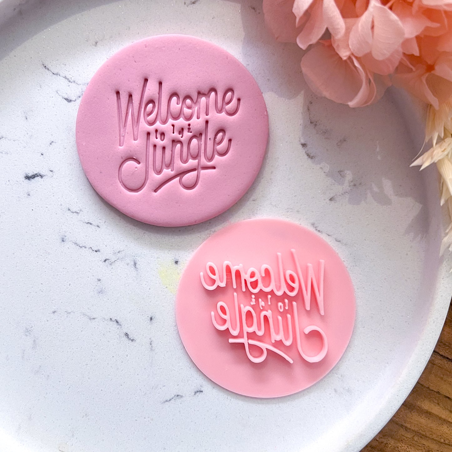 "Welcome to the Jungle" Fondant Stamp