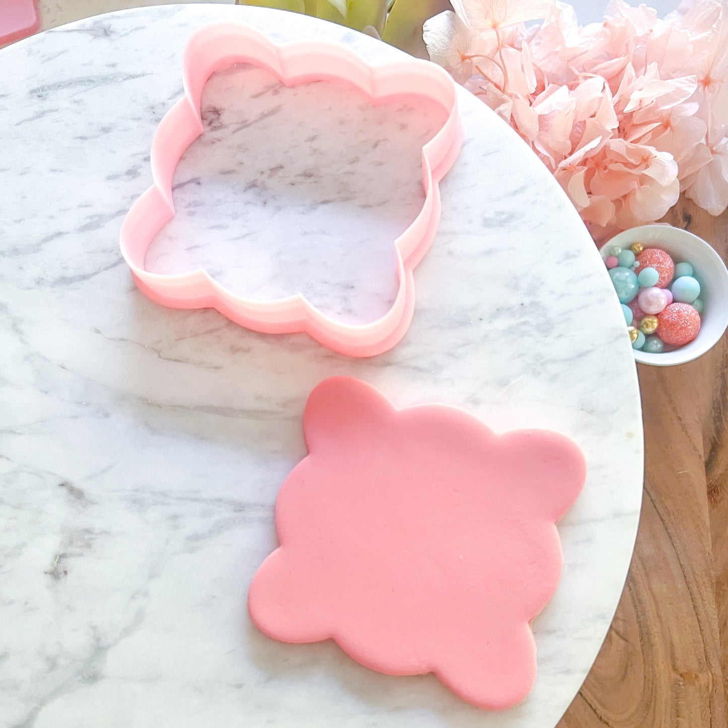 "Scalloped Square" - Cookie Cutter