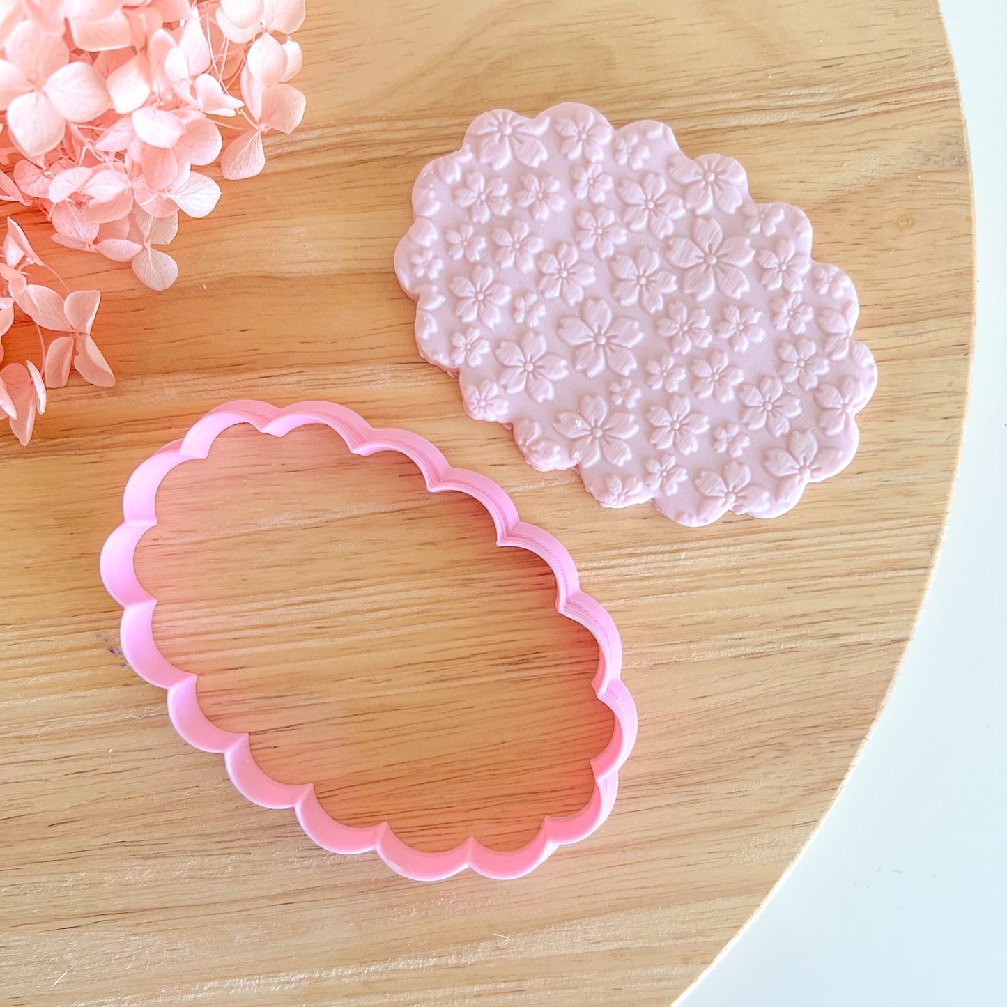 Scalloped Oval Cookie Cutter