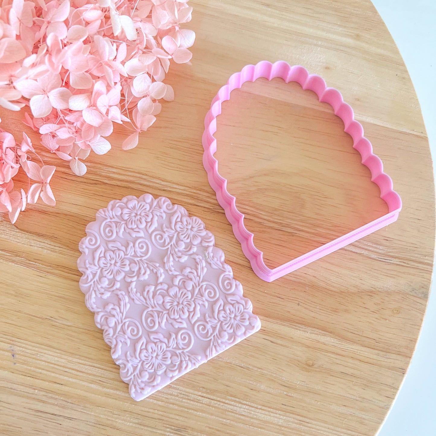 Scalloped Arch Cookie Cutter