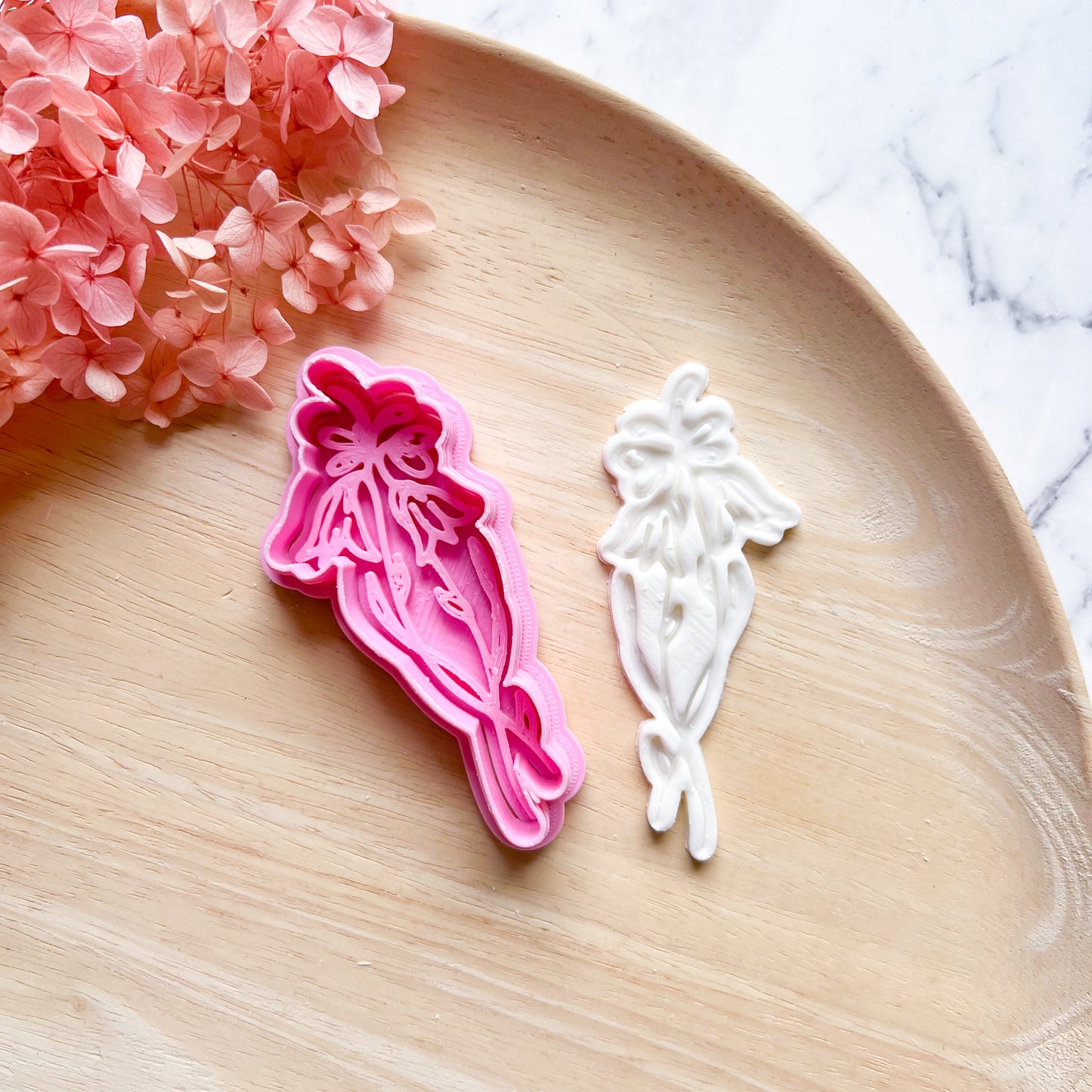 Native Lily Cookie Cutter & Stamp