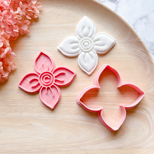 Flower #5 Cookie Cutter & Stamp