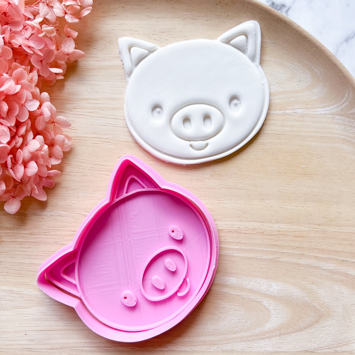 Baby Pig Cookie Cutter & Stamp