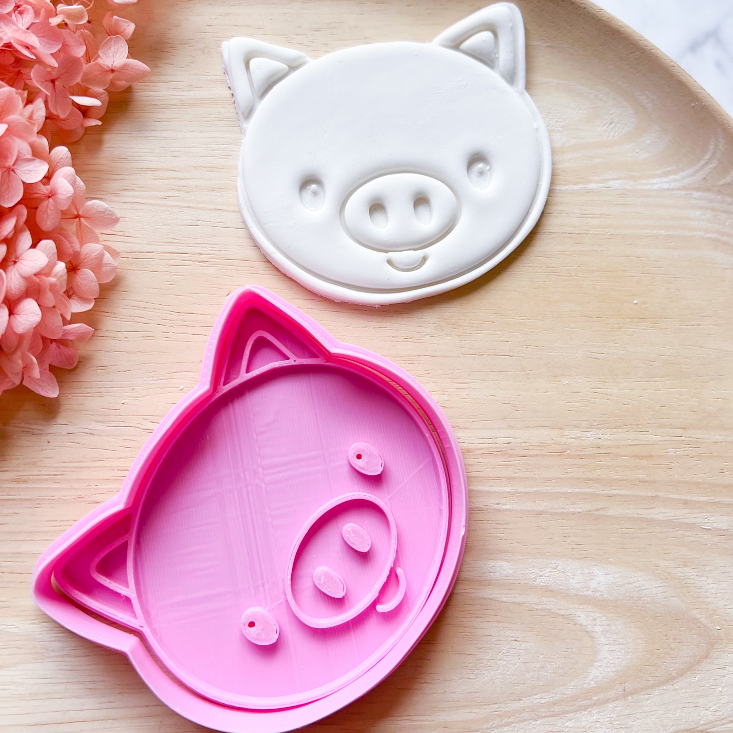 Baby Pig Cookie Cutter & Stamp