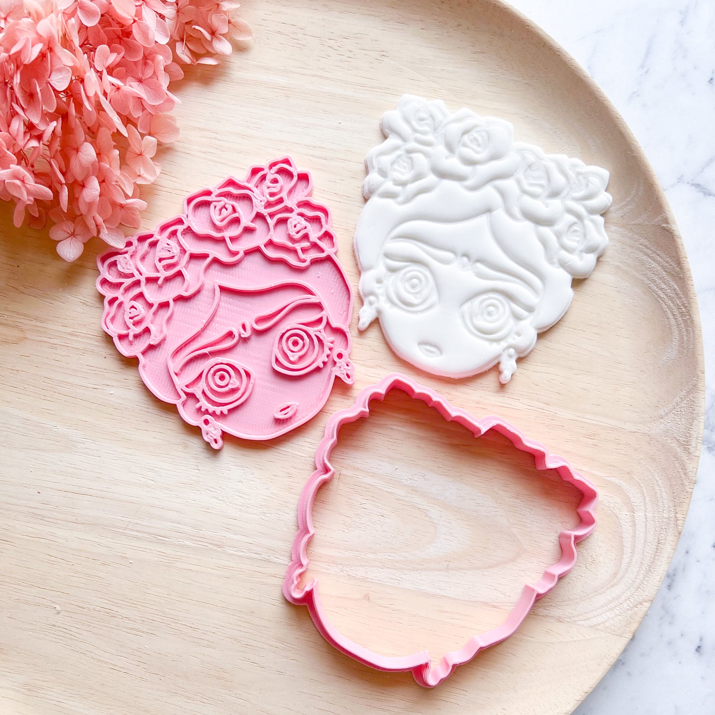 Frida Cookie Cutter & Stamp