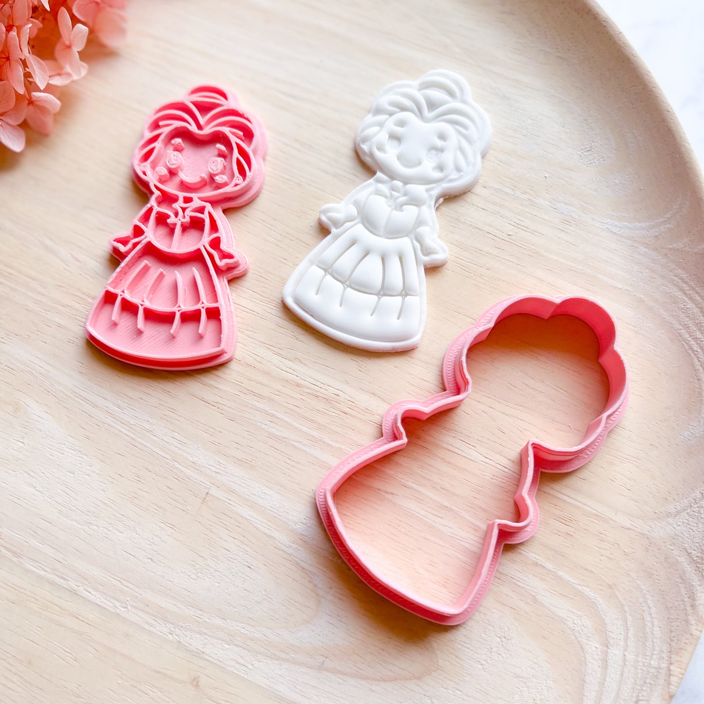 Elsa Cookie Cutter & Stamp